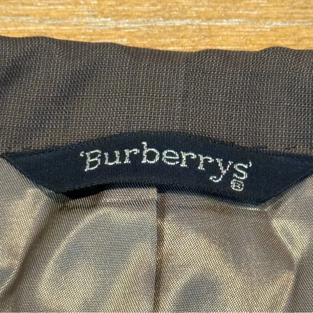 Vtg Burberry’s 100% Wool Blazer Grey Green Plaid 2 Button Closure Sz ~44‎